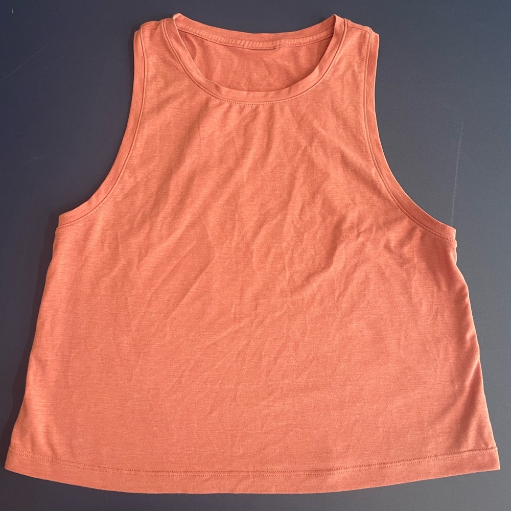 Like new, womens XS Zella tank top. Coral/pink